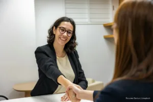 feria de empleo, empleo para mujeres, empleo para mayores de 50 años, empleo para mujeres en feria de empleabilidad, Más Colombia