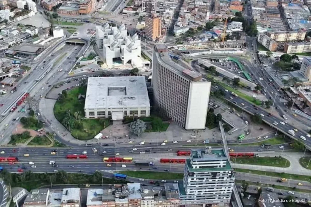 impuesto predial, impuesto predial y vehicular de Bogotá, Más Colombia