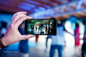 Influencers en China deberán certificarse para opinar en redes sociales influencers en China