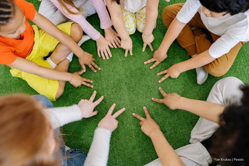 matrícula de colegios privados 2026, pensión de colegios privados 2026, Niños matriculados en colegio privado, Más Colombia