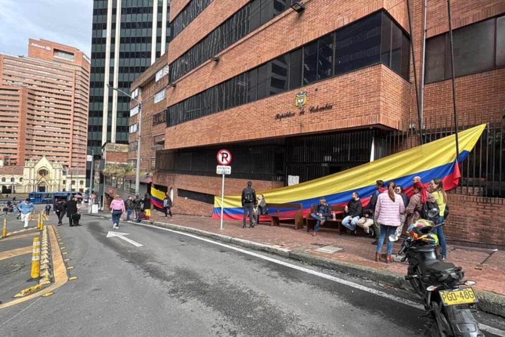 Gobierno Petro le respondió a Asonal derecho de petición sobre aumento de la bonificación judicial: respuesta inquietó a muchos 3 aumento de la bonificación judicial, empleados de la rama judicial, derecho de petición, rama judicial, derecho de petición de empleados de la rama judicial, Más Colombia