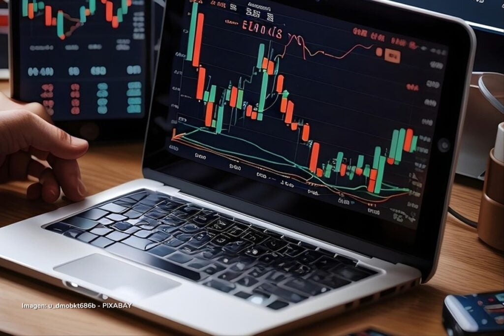 Colombia paga una de las deudas más caras del mundo por el deterioro de su política fiscal 2 Moody’s y Fitch Ratings