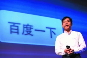 La inteligencia artificial china ya compite con los grandes modelos de Estados Unidos. Su ventaja no está en el poder de cómputo, sino en eficiencia, bajo costo y modelos abiertos.