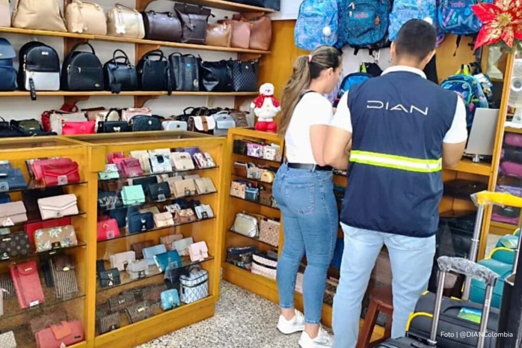 DIAN 2676, Facilitador de la DIAN, Más Colombia