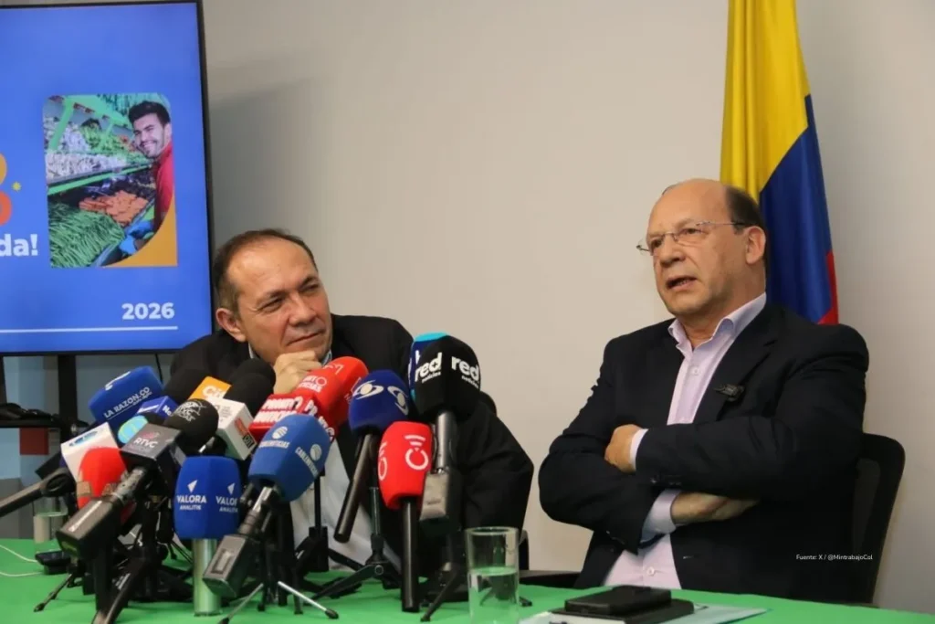 Tras la suspensión del decreto, el salario mínimo 2026 entra en un periodo transitorio: no hay devoluciones, y el recorte es el escenario menos probable.