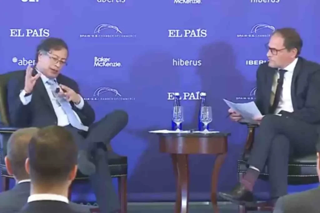 Base policial en Amazonía genera alarma por financiación extranjera y falta de consulta previa 4 presidente petro en evento publico