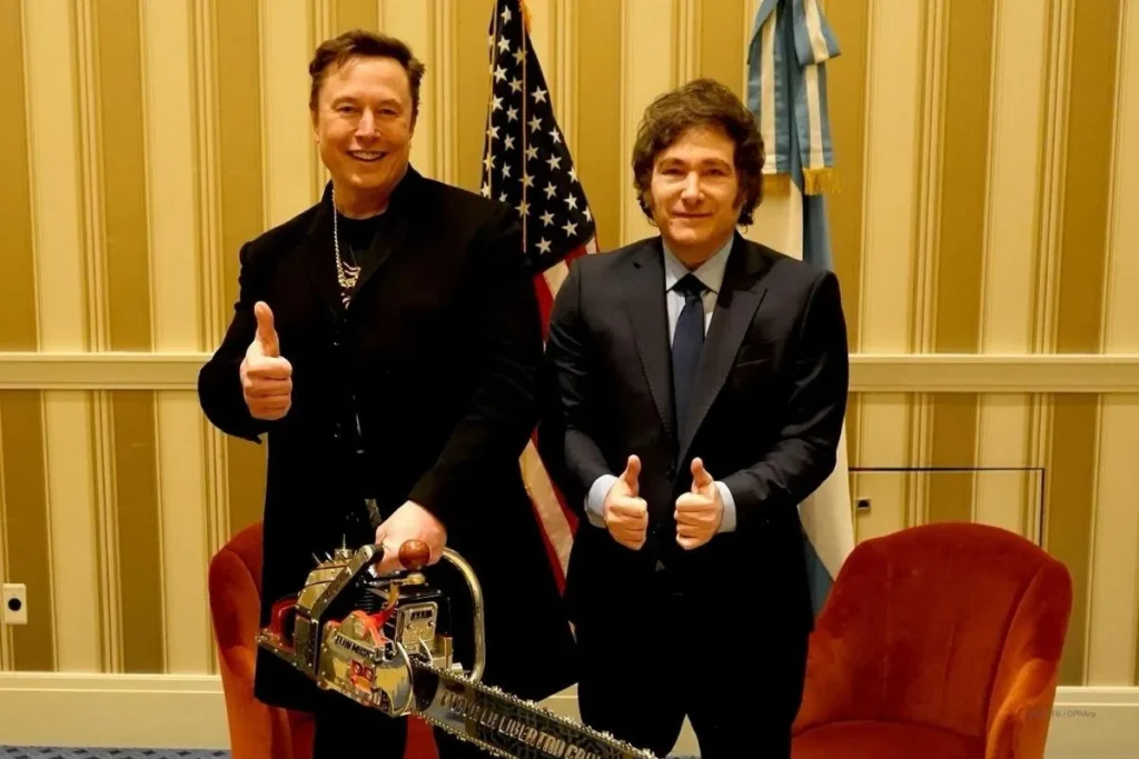 ¿Reforma laboral o ajuste fiscal? El rol del FMI en el plan de Milei 2 Javier Milei junto a Elon Musk en reunión bilateral, en el contexto de la agenda económica y la reforma laboral de Milei.