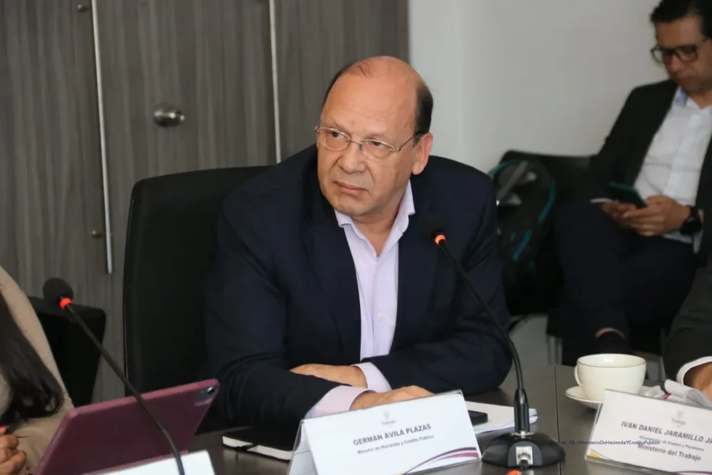 Inversión en Colombia sufre golpe histórico: enero 2026 fue el peor mes en 19 años 3 Ministro de Hacienda participa en mesa técnica mientras la inversión en Colombia registra su peor enero en 19 años.