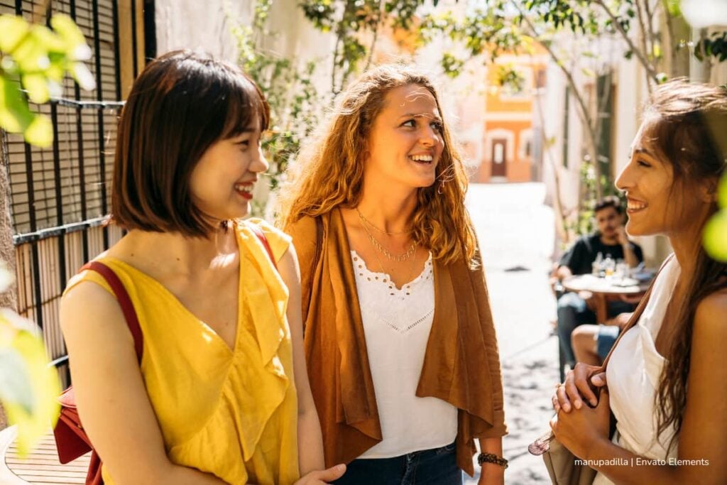 How Engaging in Stranger Chat Enhances Mental Well-Being 3 Stranger Chat, conversation between strangers, Más Colombia