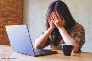 desnudos falsos con IA, violencia digital contra las mujeres, desnudos falsos con IA en mujeres va en aumento, Más Colombia