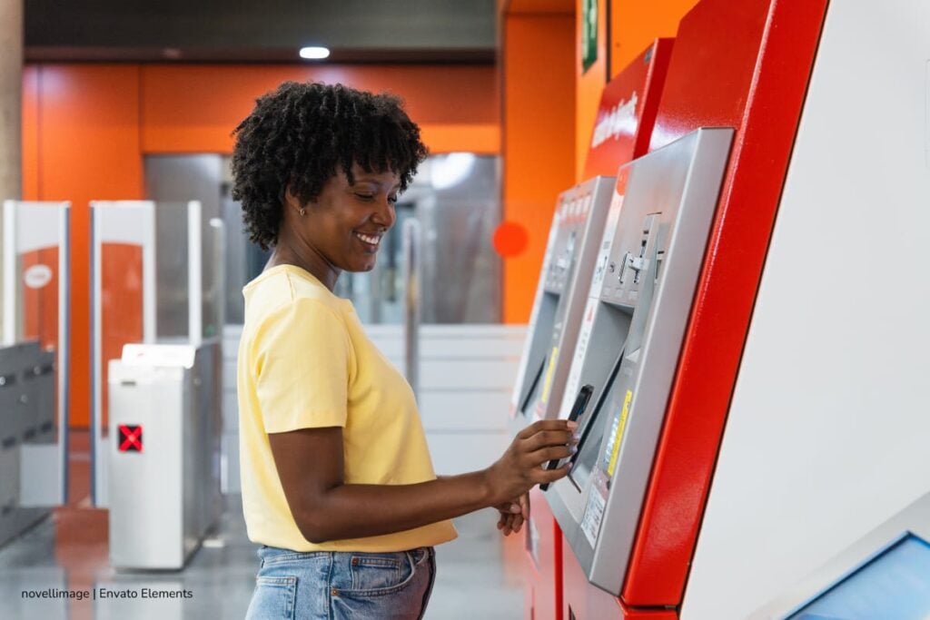 ¡Pilas! Queda poco plazo para reclamar pagos de Renta Ciudadana y Devolución del IVA en Colombia 3 Renta Ciudadana y Devolución del IVA, mujer reclamando Renta Ciudadana y Devolución del IVA, Más Colombia