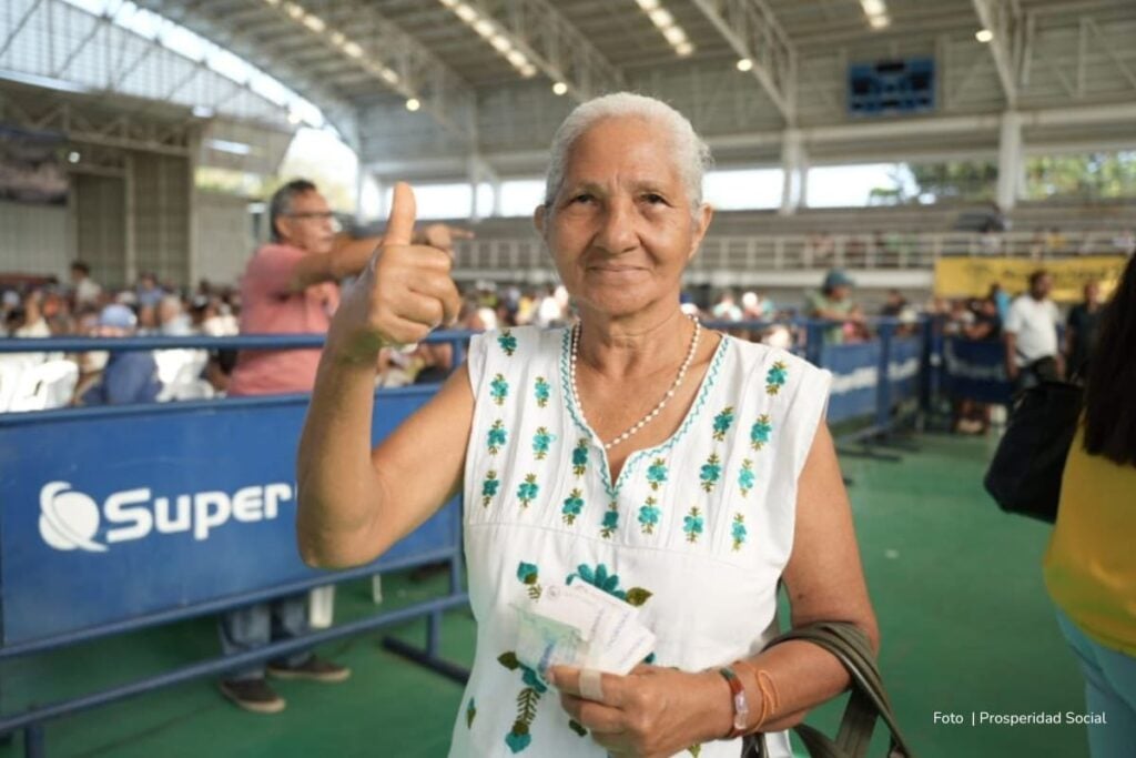 Colombia Mayor, mujer beneficiada por Prosperidad Social, Más Colombia