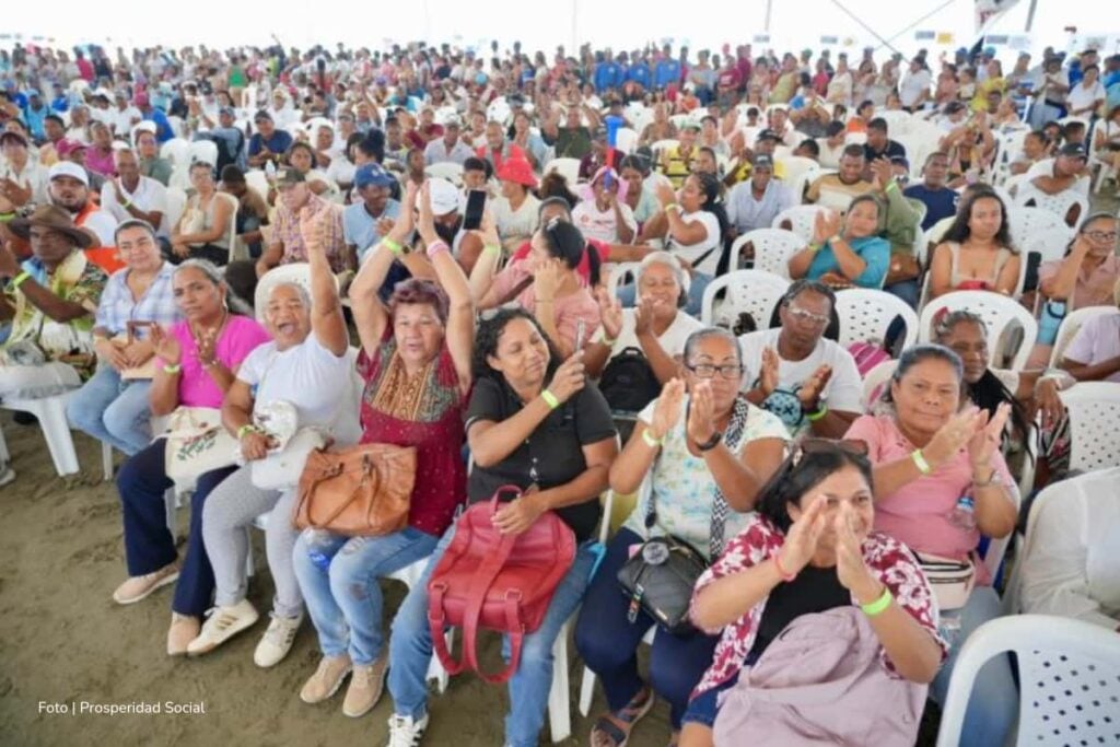Colombia Mayor, personas adultas que reciben transferencias monetarias, Más Colombia