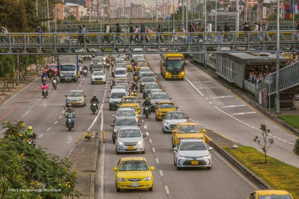 Si usted es conductor en Colombia, estos son los cambios que tendrá la licencia de conducción en 2026: ¡tome nota! 2 licencia de conducción en 2026, vías de Bogotá para conducir, Más Colombia