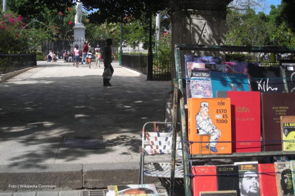 editorial de Mafalda, Ediciones de la Flor, casa de Mafalda, obras de Quino, Ediciones de la Flor, Más Colombia