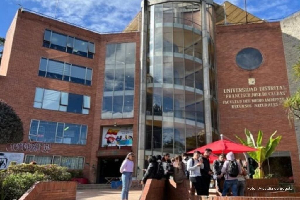 Inscripciones a la Universidad Distrital para el segundo semestre de 2026: así puede registrarse para estudiar un pregrado con matrícula cero 3 inscripciones a la Universidad Distrital, aspirantes a un pregrado de la Universidad Distrital, Más Colombia