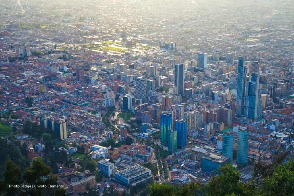 edificios antisísmicos, desempeño de los edificios antisísmicos en Colombia, Más Colombia