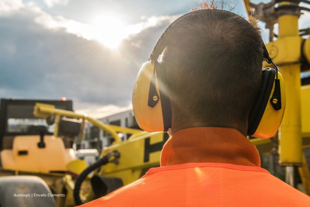 Jornada laboral en Colombia en 2026: estos trabajadores no tendrán reducción a 42 horas semanales 3 jornada laboral en Colombia, reducción de la jornada laboral 2026, trabajadores en fábrica de Colombia, Más Colombia