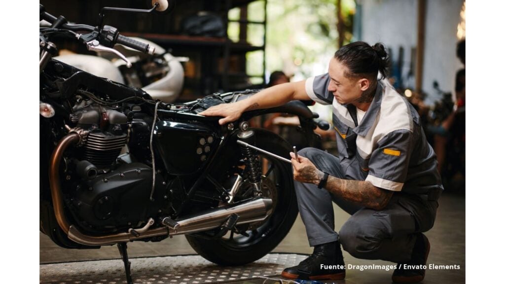 Sobrecalentamiento moto, Fallas mecánicas motor moto, Mantenimiento preventivo motocicleta, Más Colombia