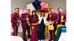 Mariachis Bogotá, Más Colombia